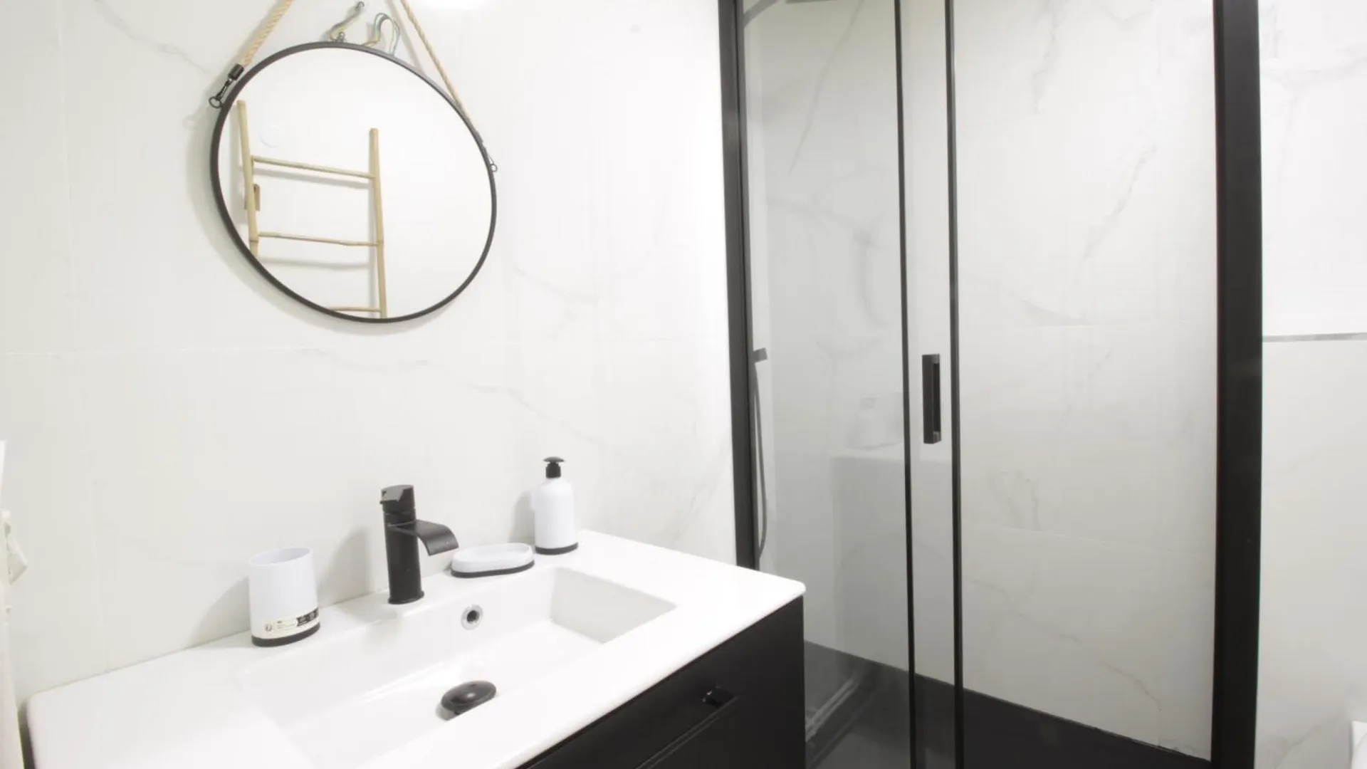 L'Escapade - Hypercentre 5' Rer C Paris - Orly 15 Min Apartment Savigny-sur-Orge 0*,
